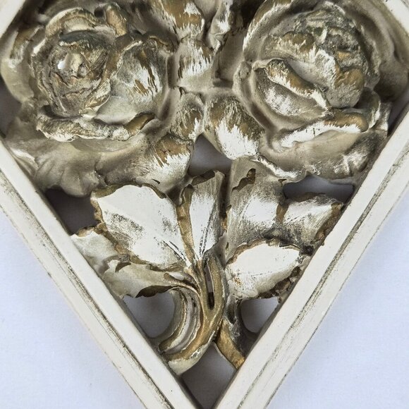 Vintage Universal Statuary Co 1958 Set of 2 Chalkware Floral Wall Hangings - Picture 4 of 16